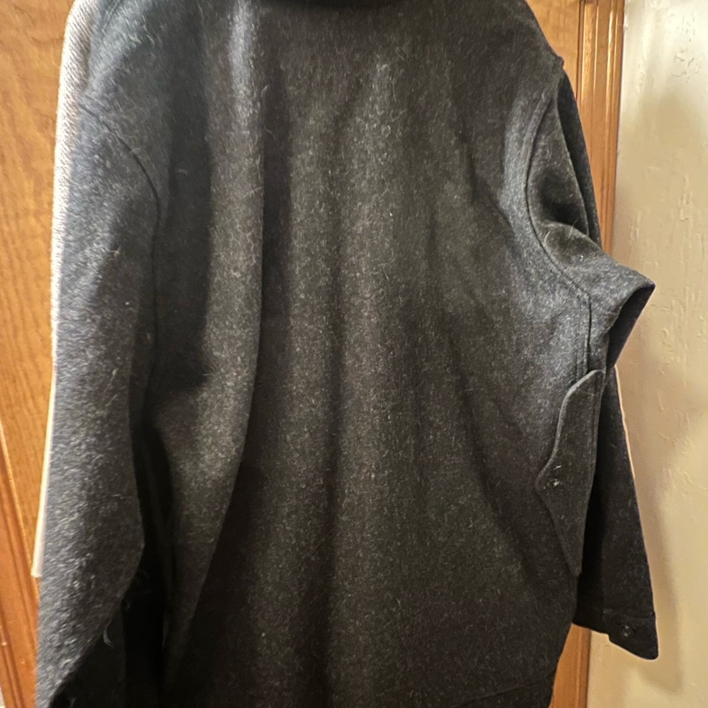 Filson Men's Charcoal Wool Jacket - Picture 8 of 8